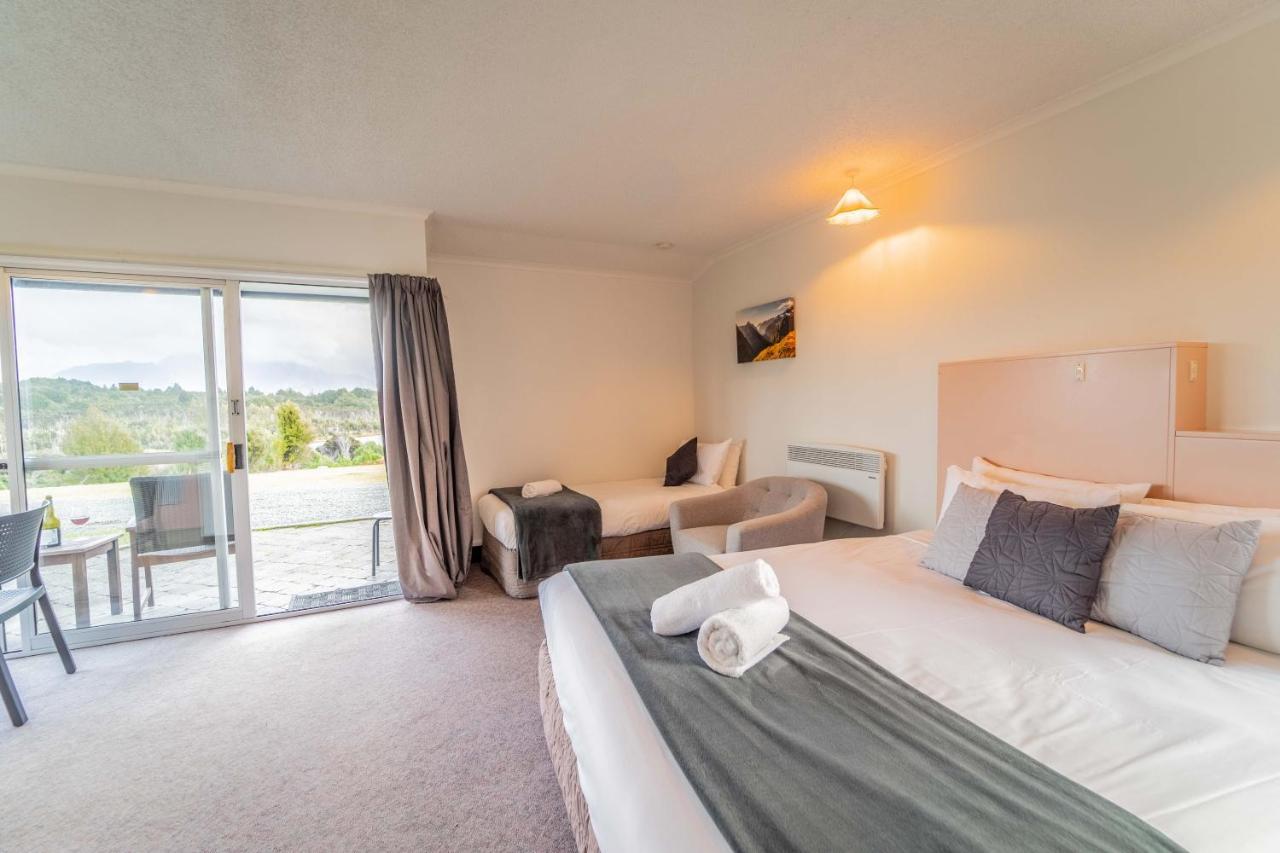 Fiordland National Park Lodge Te Anau Downs Exteriér fotografie