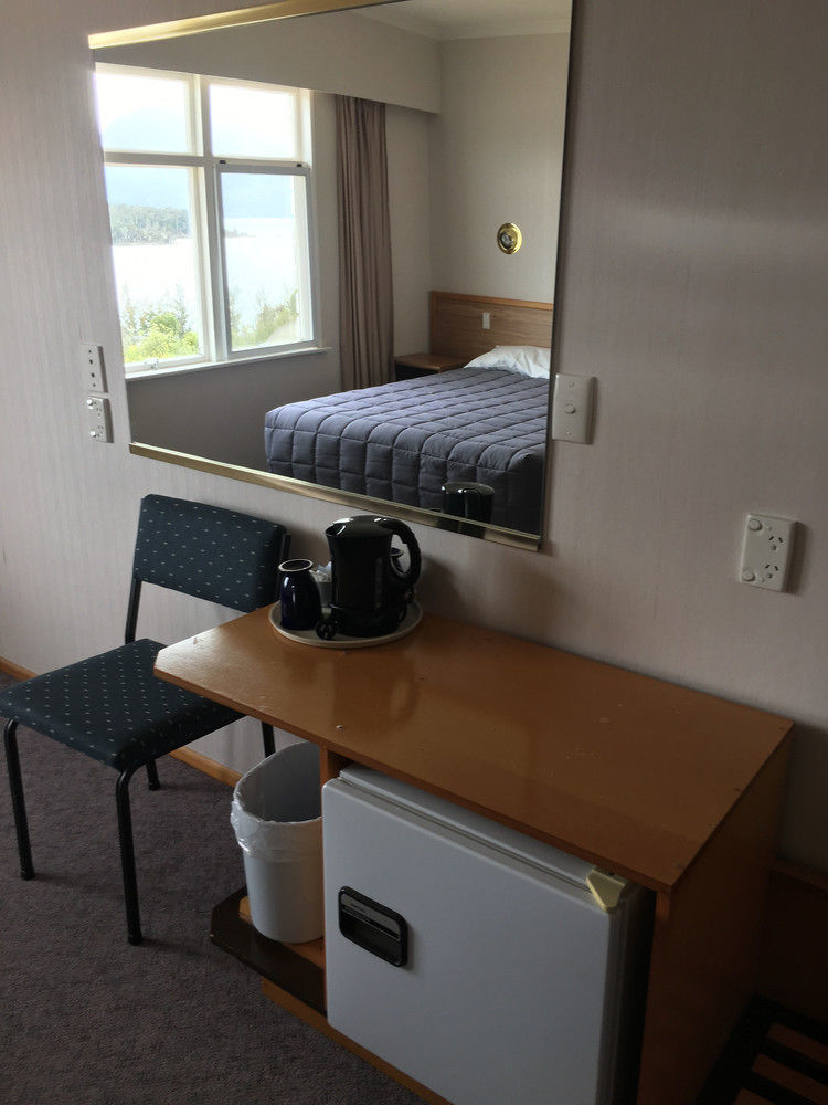 Fiordland National Park Lodge Te Anau Downs Exteriér fotografie