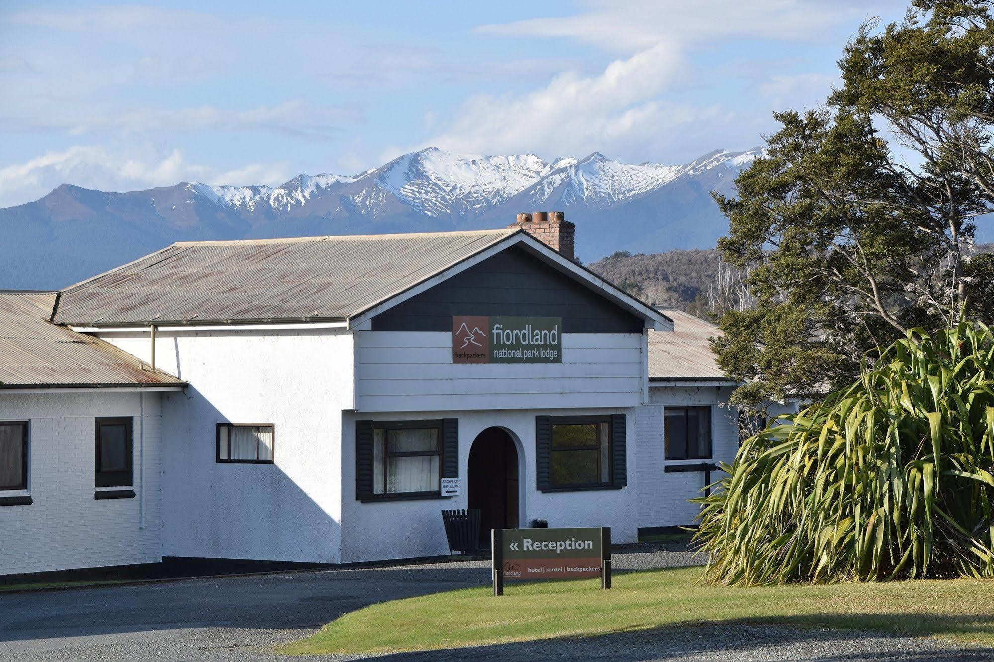 Fiordland National Park Lodge Te Anau Downs Exteriér fotografie