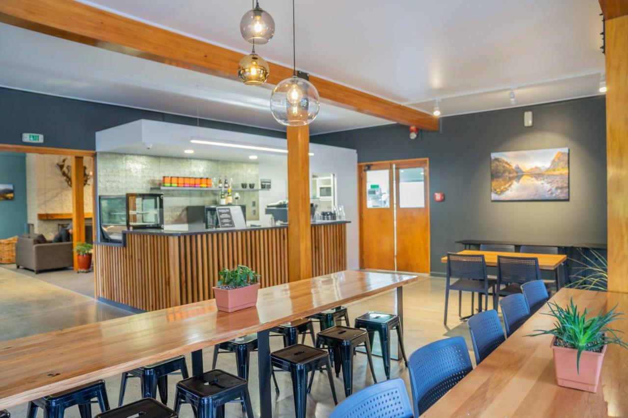Fiordland National Park Lodge Te Anau Downs Exteriér fotografie