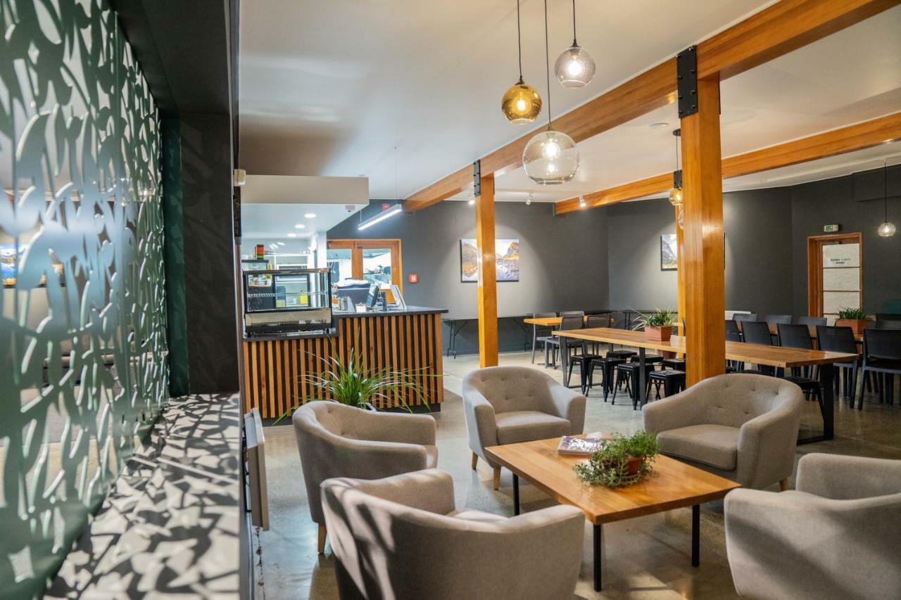 Fiordland National Park Lodge Te Anau Downs Exteriér fotografie